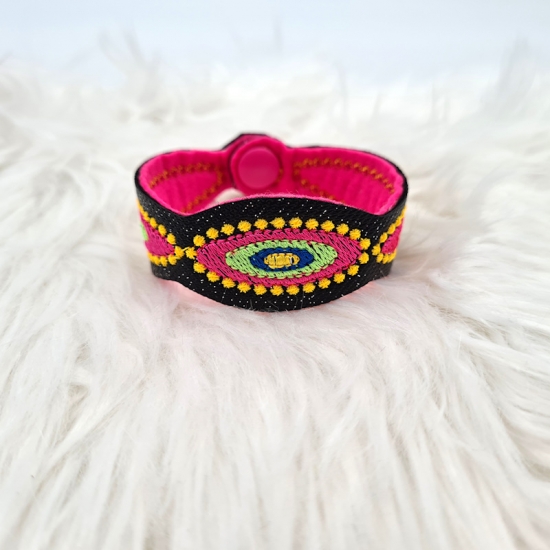 Preview: Armband in schwarz/neon, 21cm lang